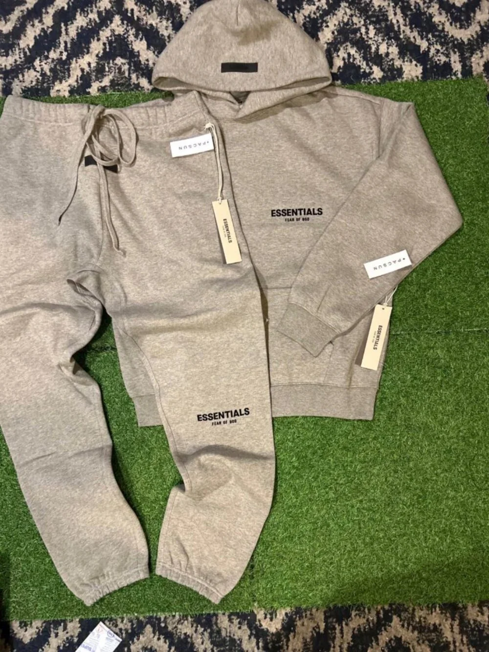 essentials x small dark oat new cuffed pants - Picture 2 of 2